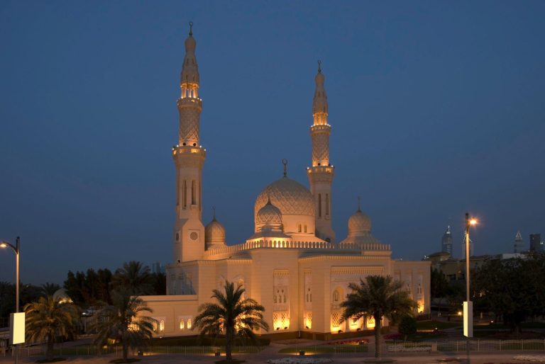 Jumeirah Mosque, places to visit in dubai, 