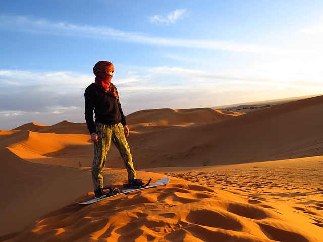 Sandboarding,